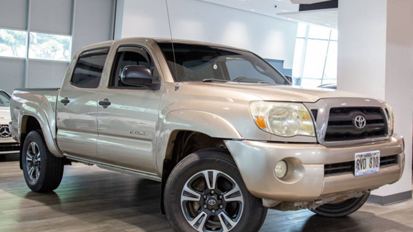 2006 Toyota Tacoma Base — Pickup Truck — 180,000 mi — Honolulu, HI