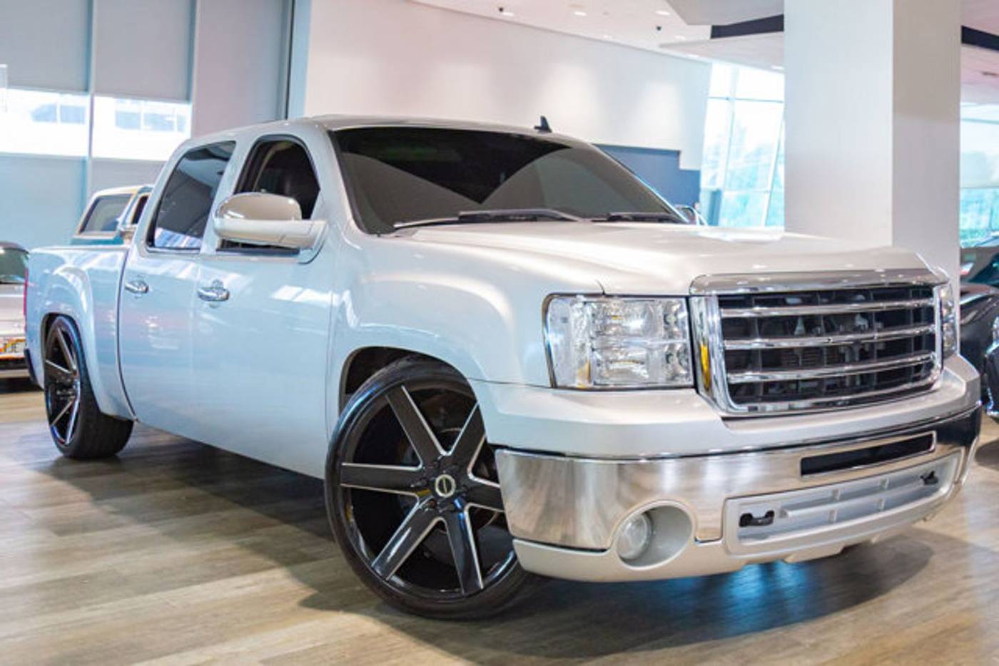 2013 GMC Sierra 1500 SLE — Pickup Truck — 62,393 mi — Honolulu, HI