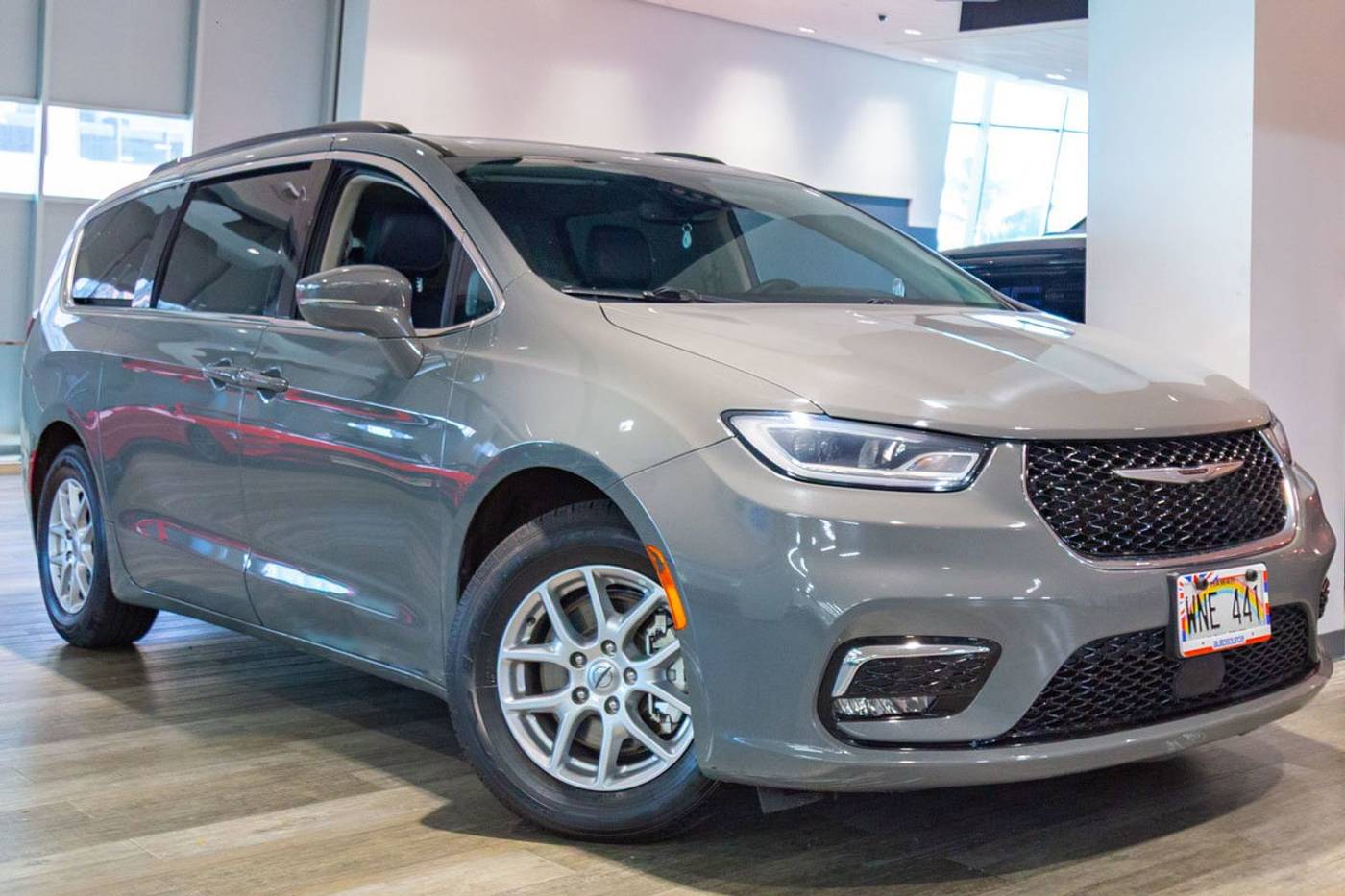 2022 Chrysler Pacifica Touring L — Minivan — 40,674 mi — Honolulu, HI