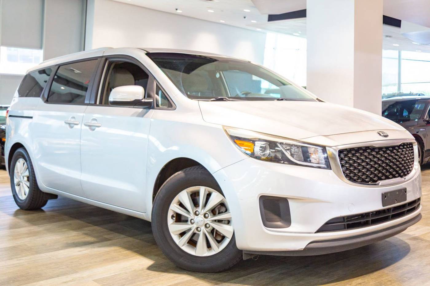 2016 Kia Sedona LX — Minivan — 63,139 mi — Honolulu, HI