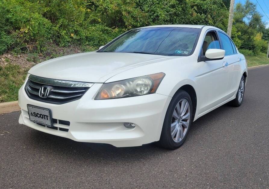 2011 Honda Accord EX-L V6 — Sedan — 133,786 mi — Bensalem, PA