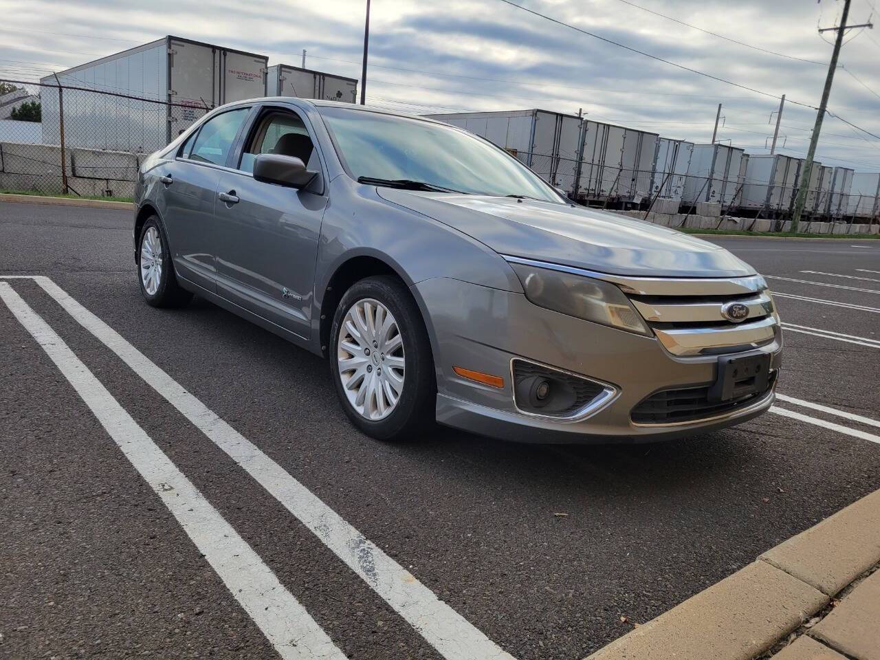 2010 Ford Fusion Hybrid — Sedan — 109,714 mi — Bensalem, PA