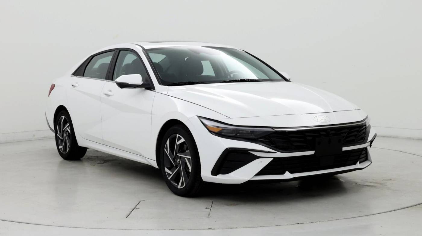 2024 Hyundai Elantra Limited — Sedan — 12,437 mi — Tucson, AZ