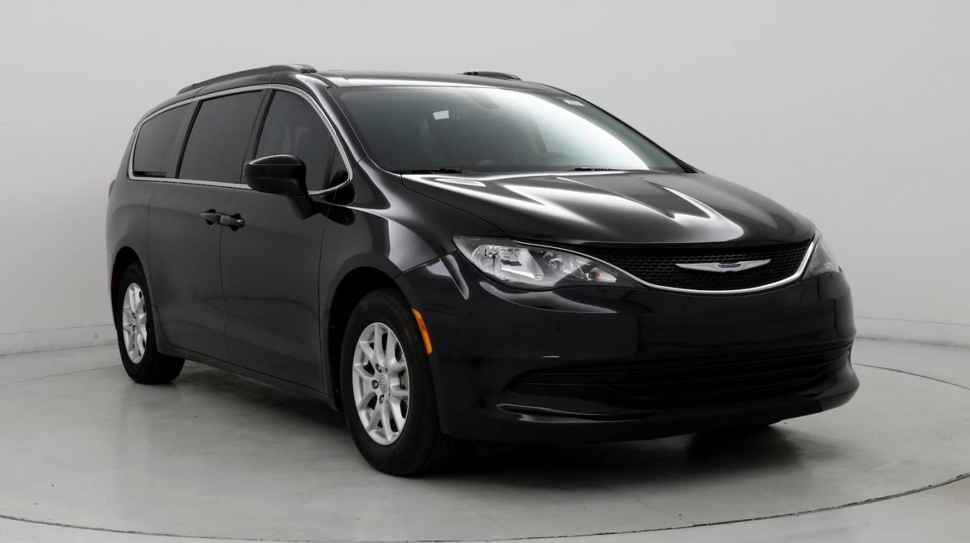 2020 Chrysler Voyager LXI — Minivan — 76,680 mi — Tucson, AZ