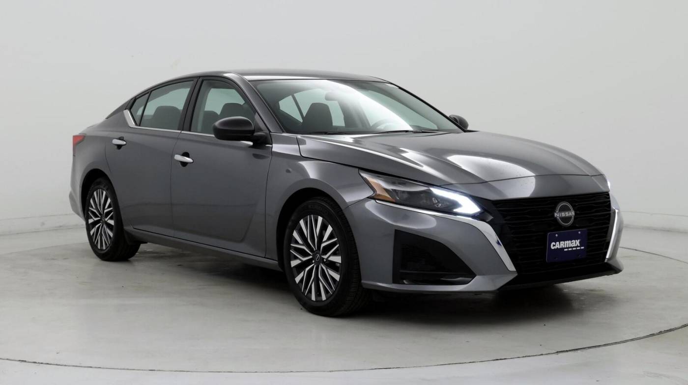 2024 Nissan Altima SV — Sedan — 8,796 mi — Tucson, AZ