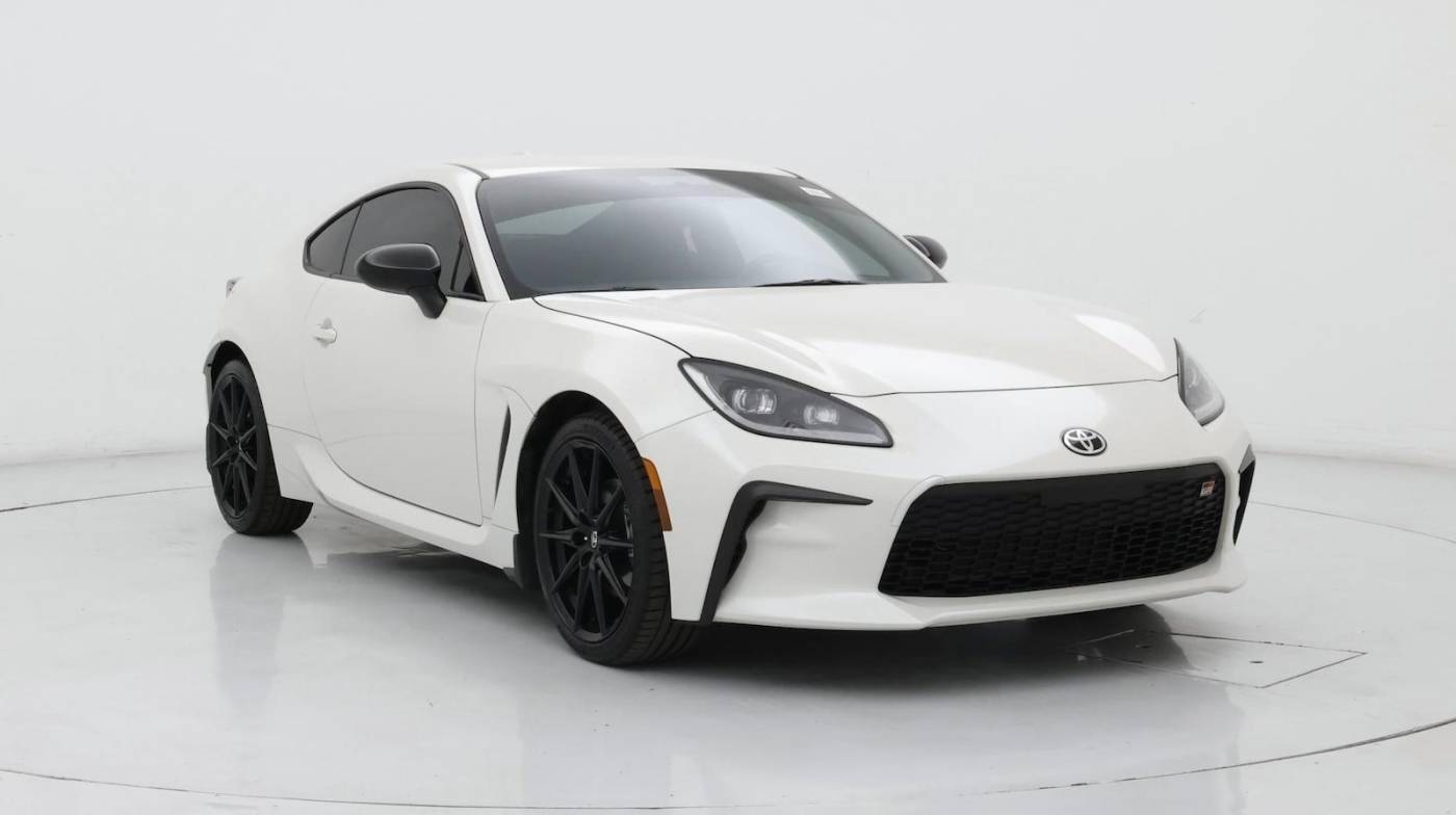 2024 Toyota GR86 Premium