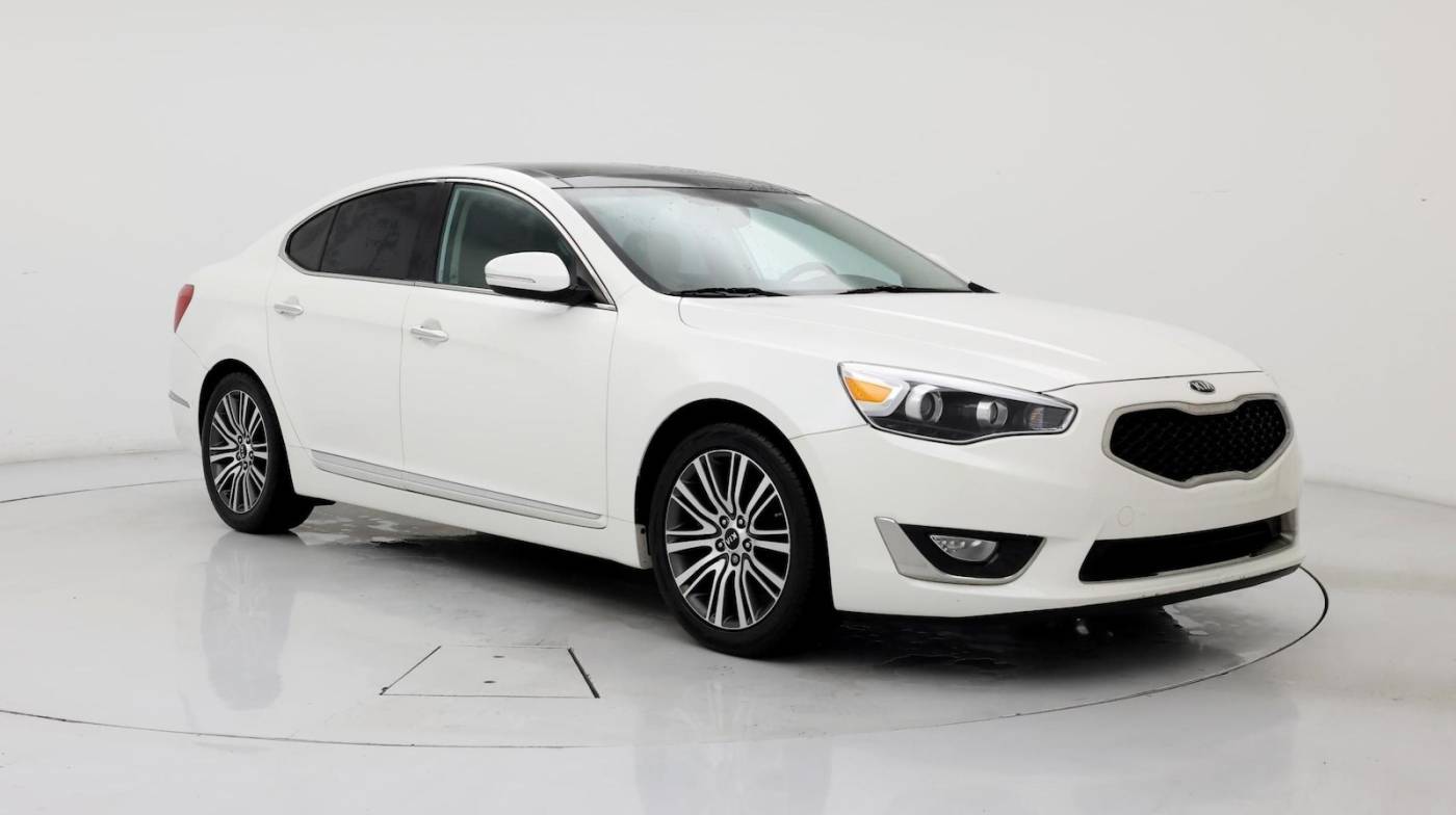 2015 Kia Cadenza Premium — Sedan — 91,328 mi — Tulsa, OK