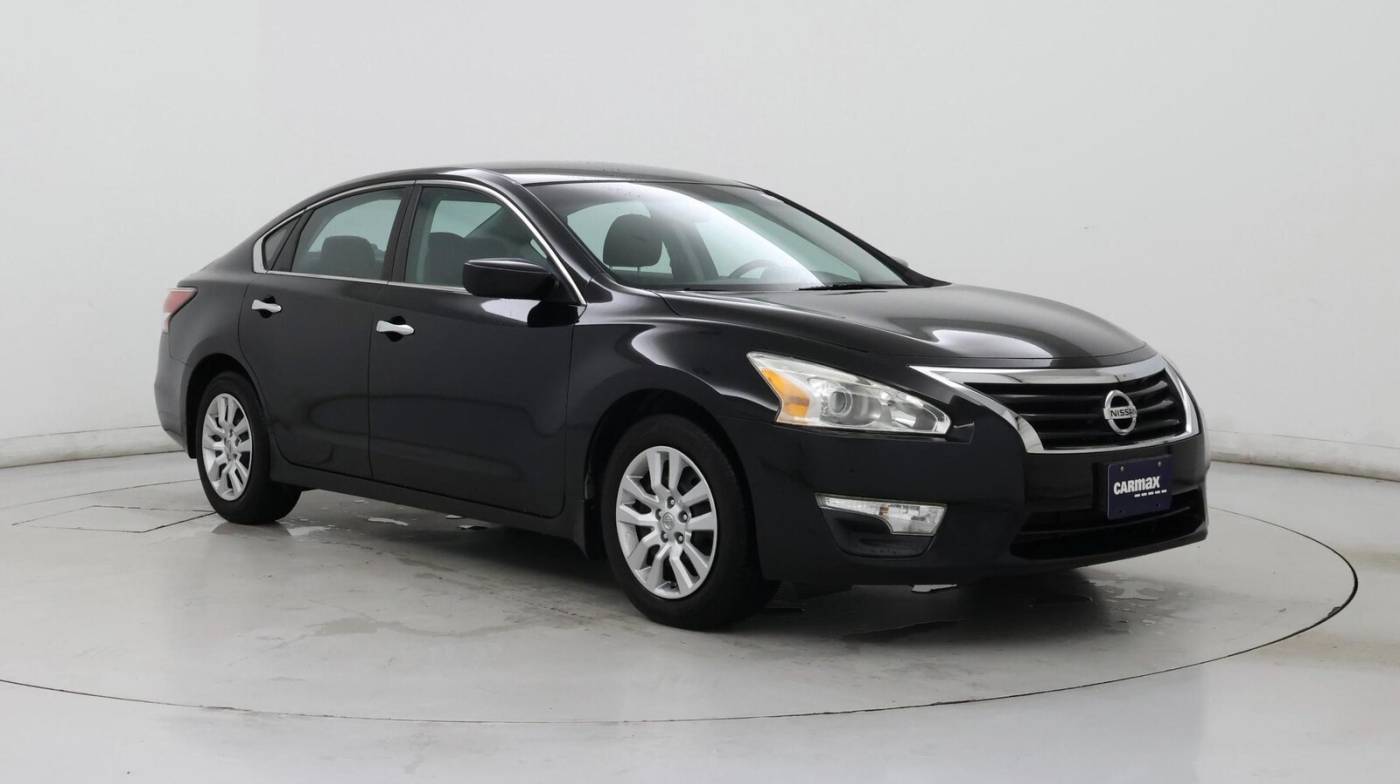 2015 Nissan Altima 2.5 S — Sedan — 31,949 mi — Virginia Beach, VA