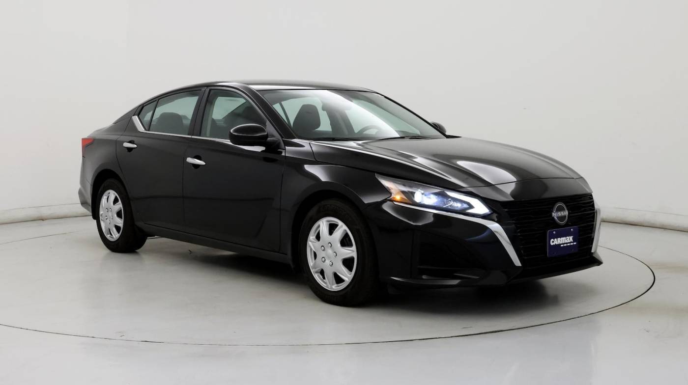 2023 Nissan Altima S — Sedan — 19,755 mi — Virginia Beach, VA