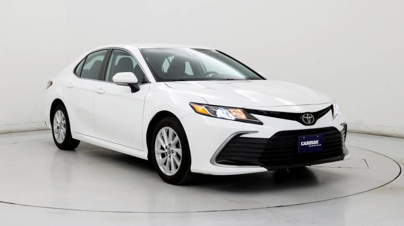 2021 Toyota Camry LE — Sedan — 5,712 mi — Virginia Beach, VA