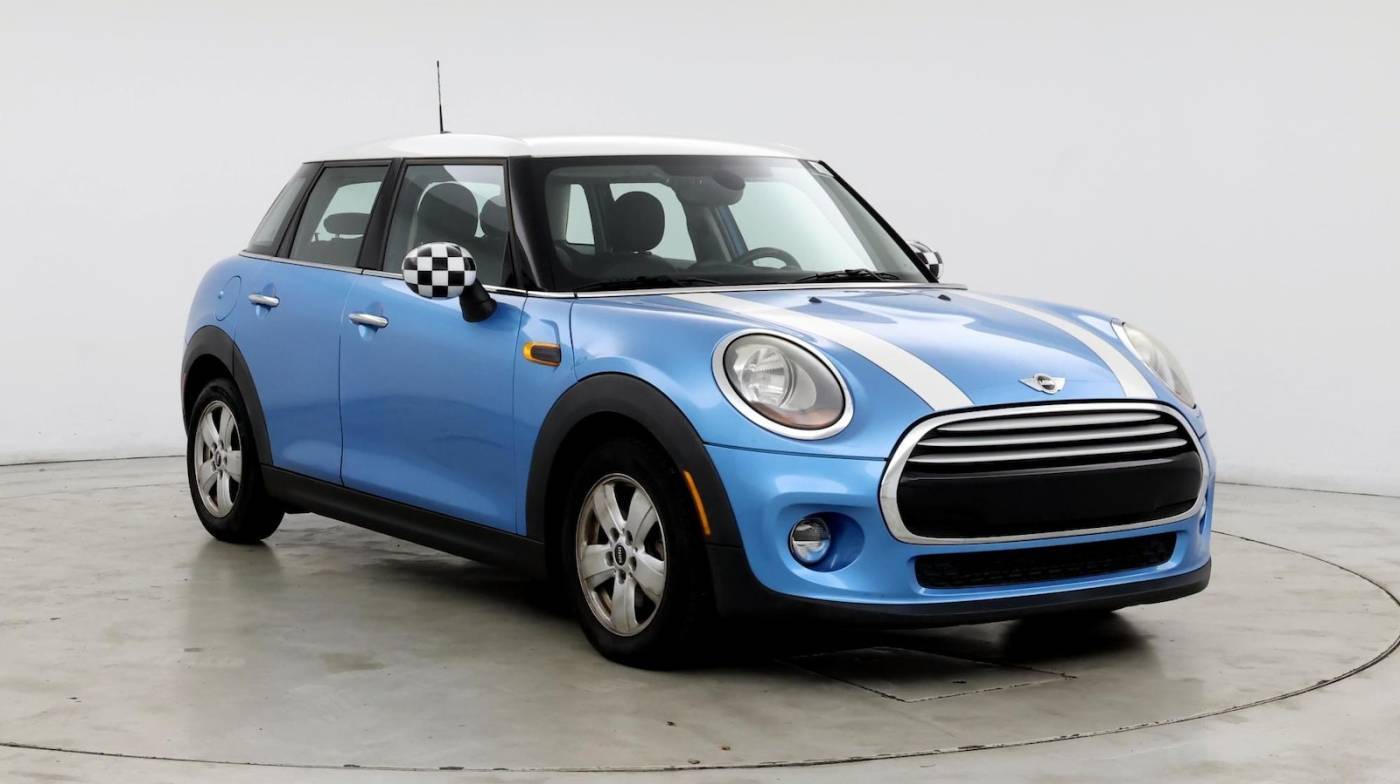 2015 MINI Hardtop Cooper — Hatchback — 69,974 mi — Virginia Beach, VA