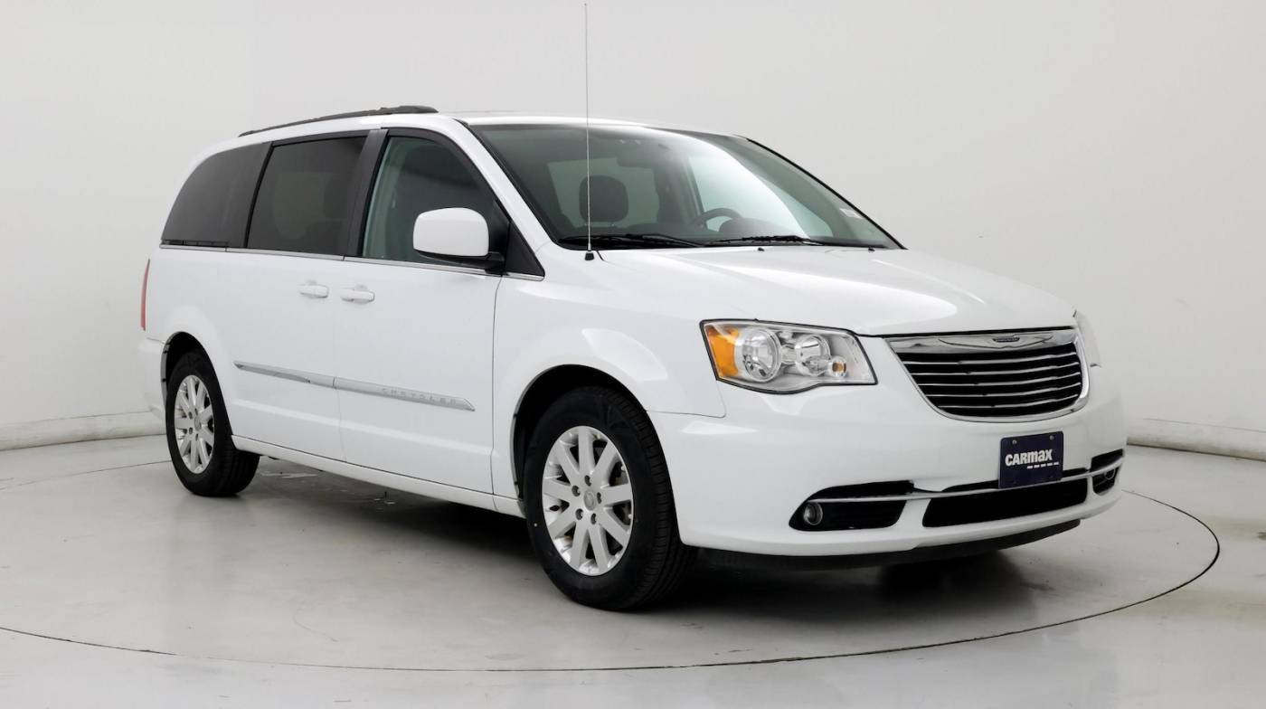 2016 Chrysler Town & Country Touring — Minivan — 42,675 mi — Virginia Beach, VA