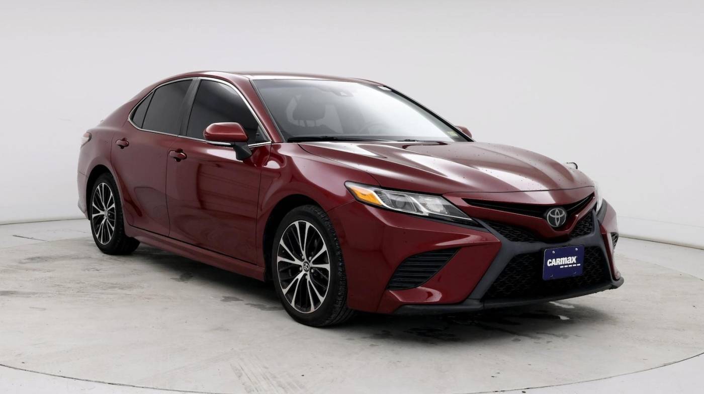 2018 Toyota Camry SE — Sedan — 125,304 mi — Virginia Beach, VA