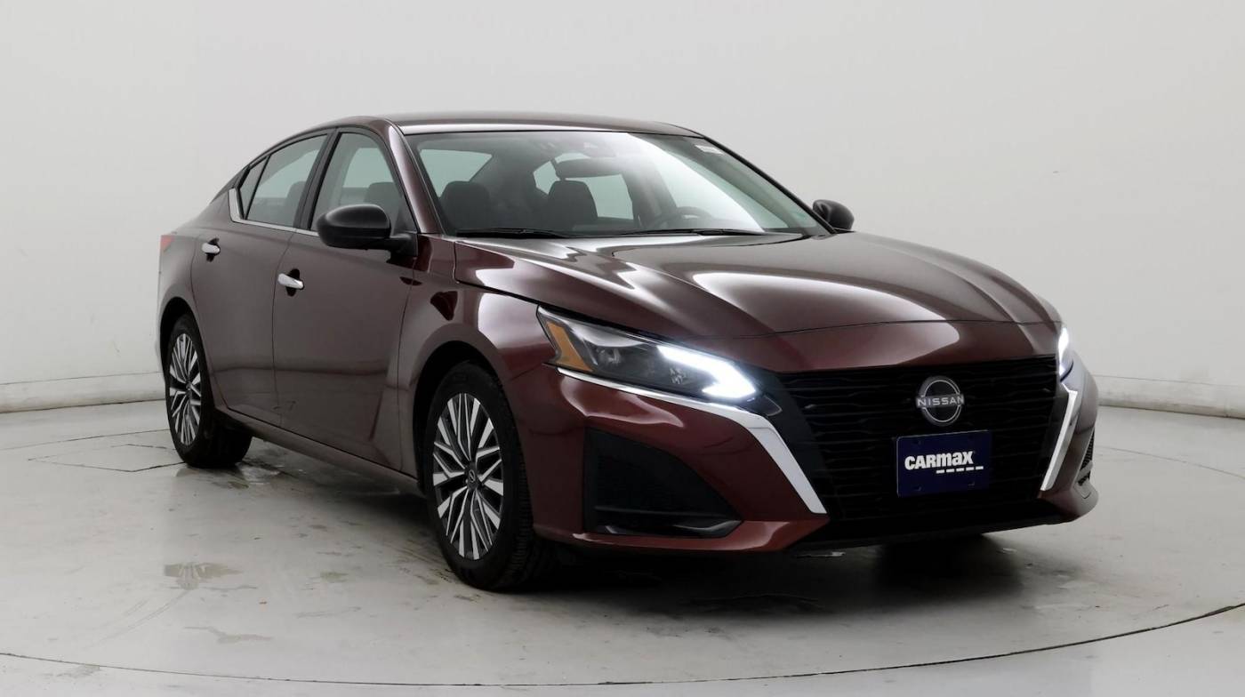 2024 Nissan Altima SV — Sedan — 19,936 mi — Virginia Beach, VA