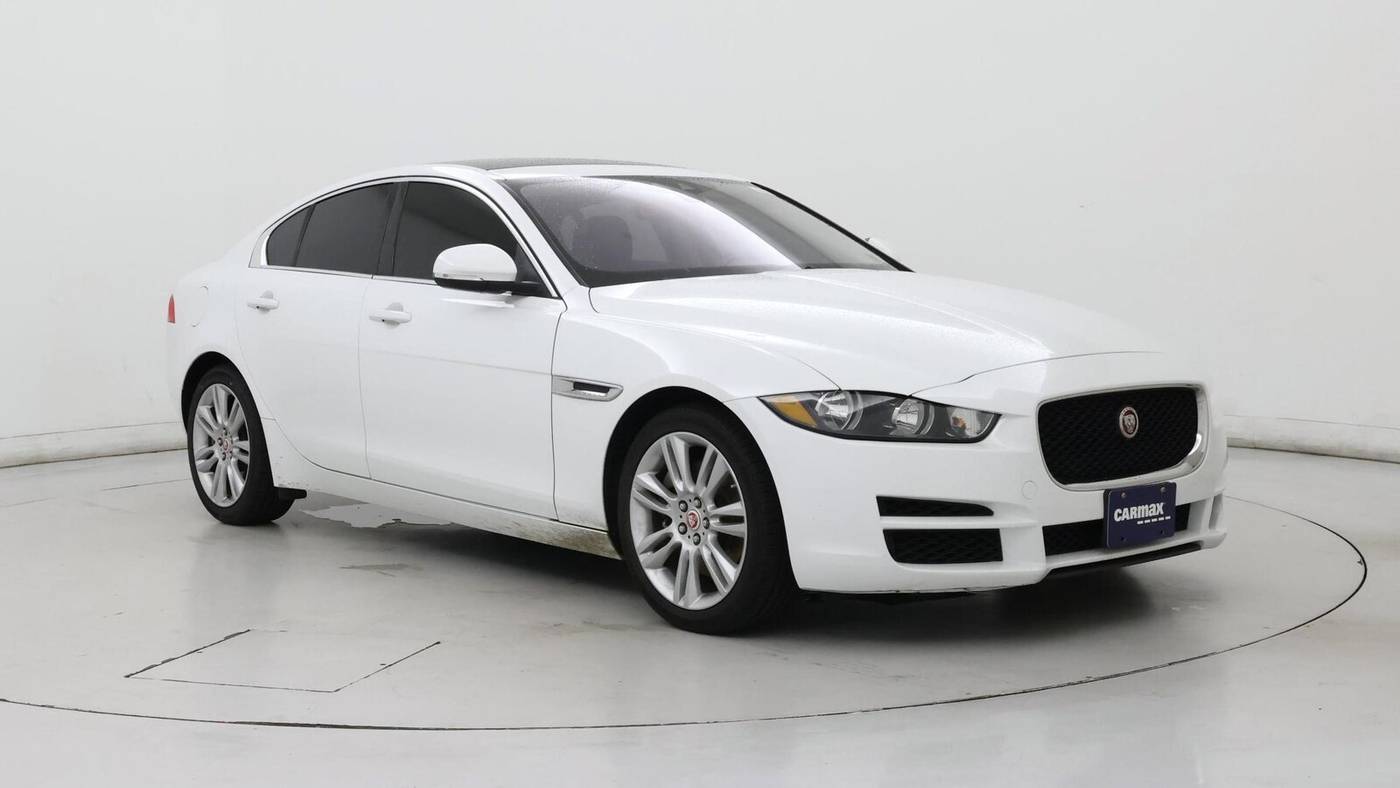 2019 Jaguar XE