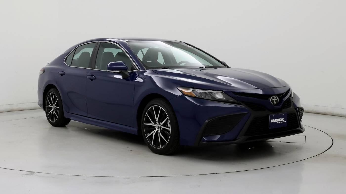 2023 Toyota Camry SE — Sedan — 22,433 mi — Virginia Beach, VA