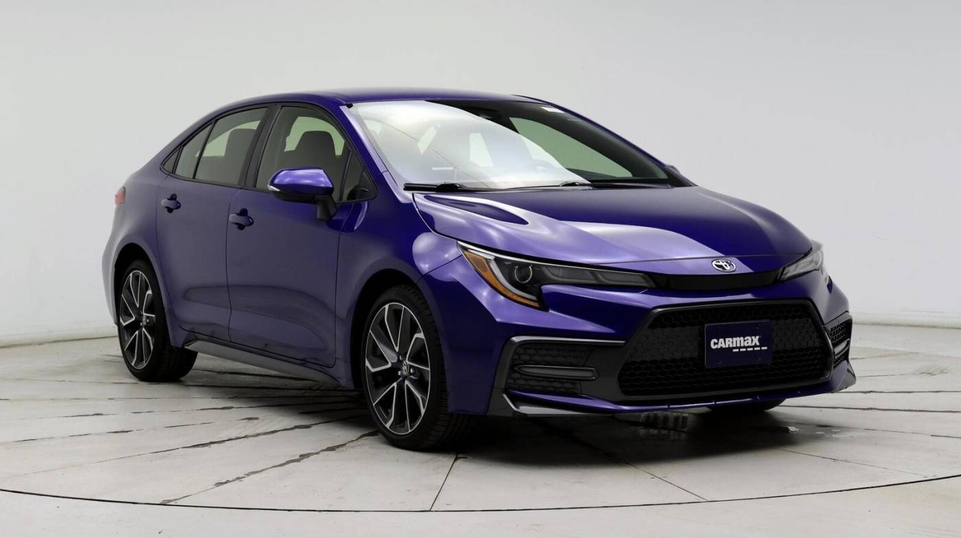 2020 Toyota Corolla SE — Sedan — 8,728 mi — Waukesha, WI