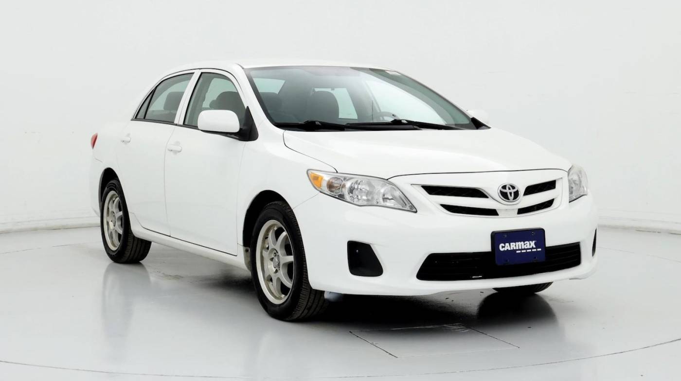 2013 Toyota Corolla L — Sedan — 99,742 mi — Waukesha, WI