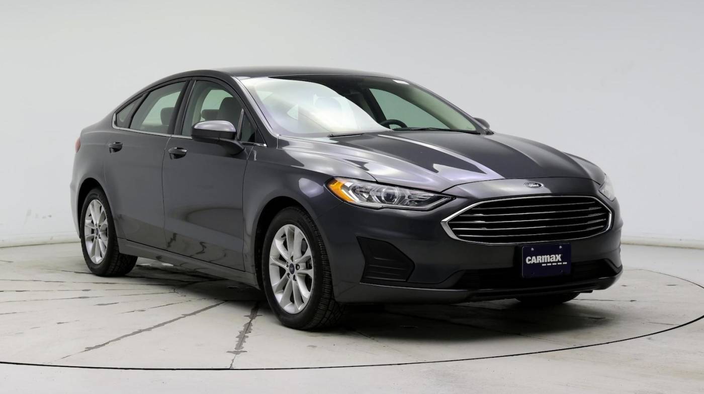 2020 Ford Fusion SE — Sedan — 54,489 mi — Waukesha, WI