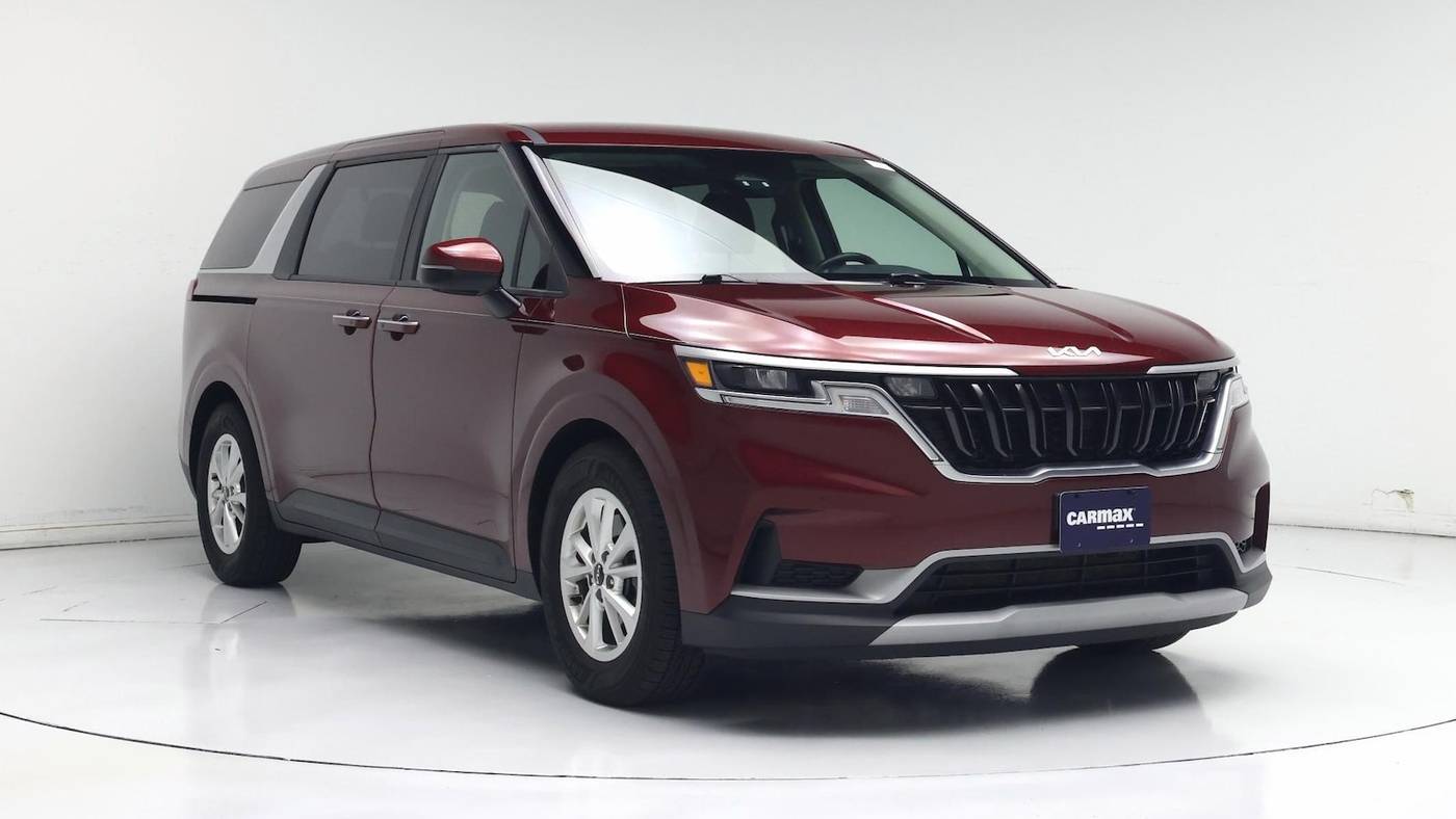2022 Kia Carnival LXS — Minivan — 97,012 mi — Waukesha, WI