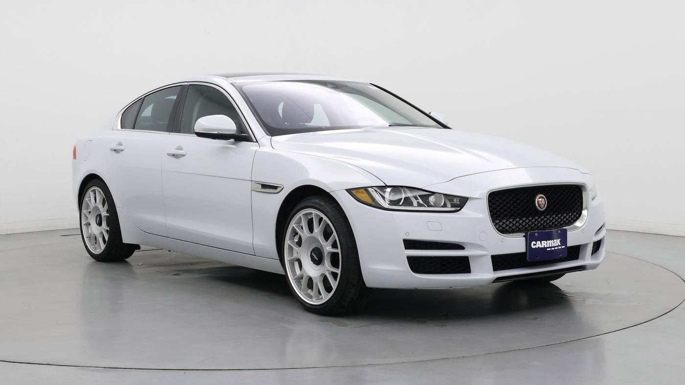 2017 Jaguar XE