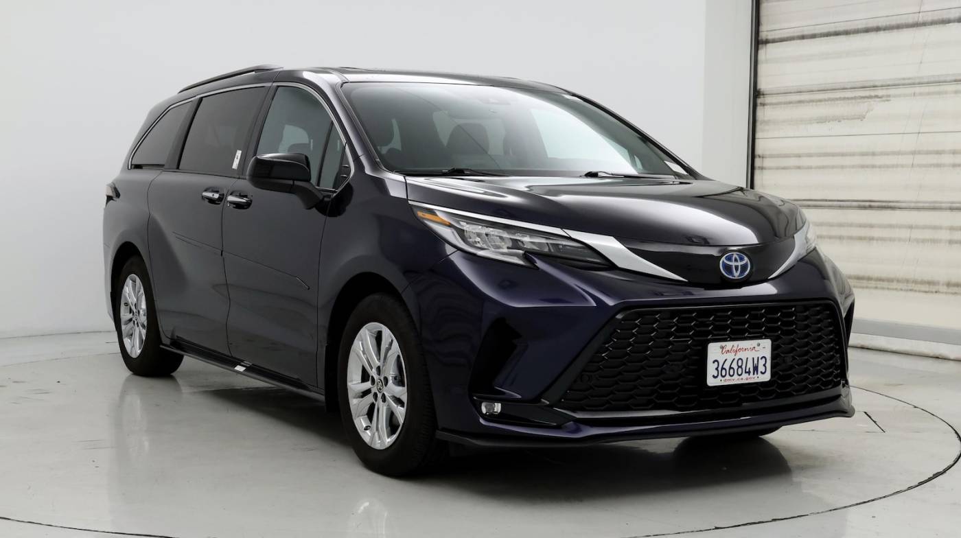 2023 Toyota Sienna XSE — Minivan — 5,967 mi — Spokane Valley, WA