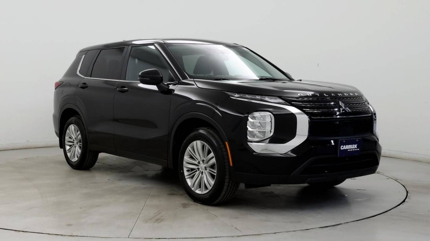 2023 Mitsubishi Outlander ES — SUV — 31,010 mi — White Marsh, MD