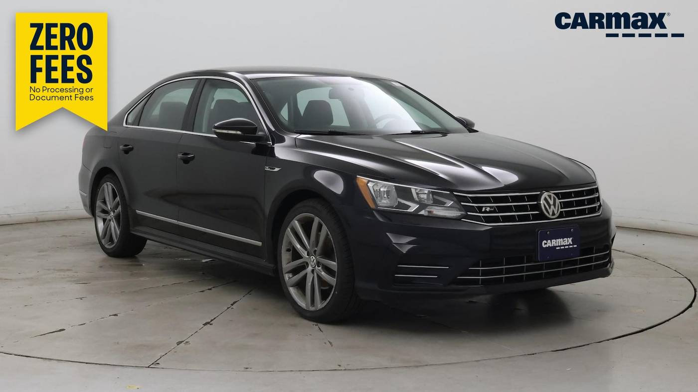 2017 Volkswagen Passat R-Line