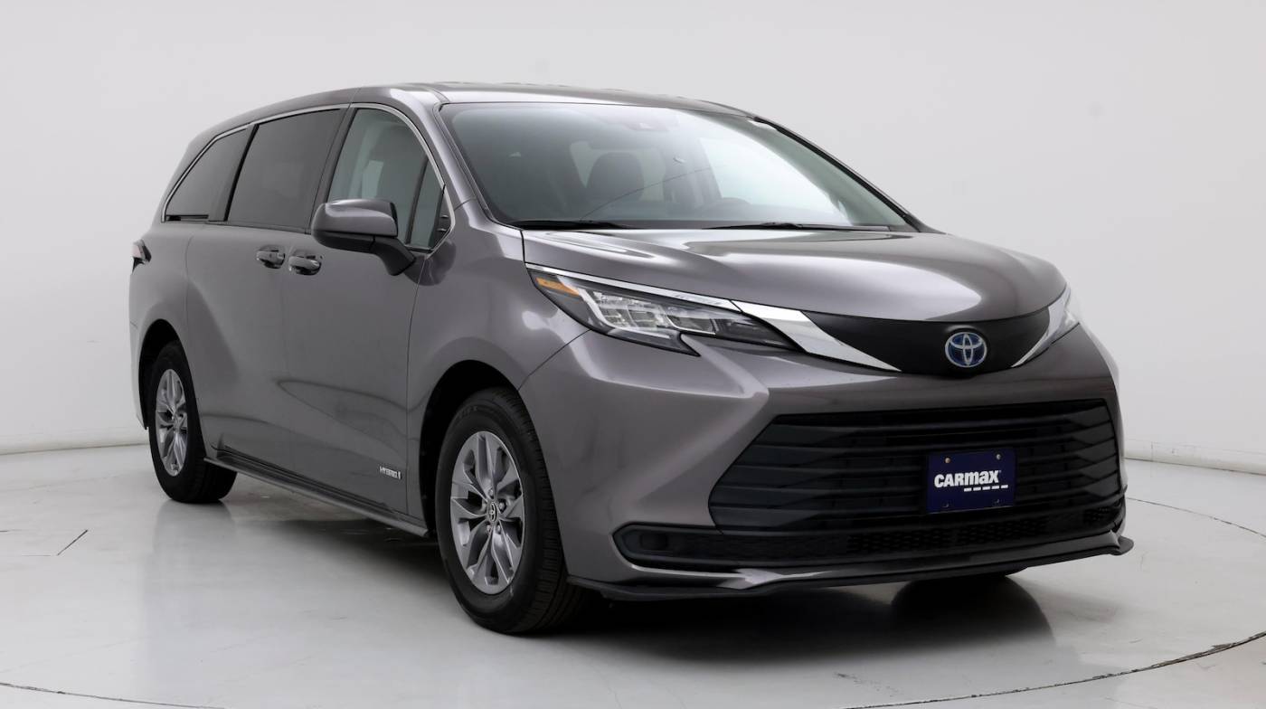 2021 Toyota Sienna LE — Minivan — 34,092 mi — Wichita, KS