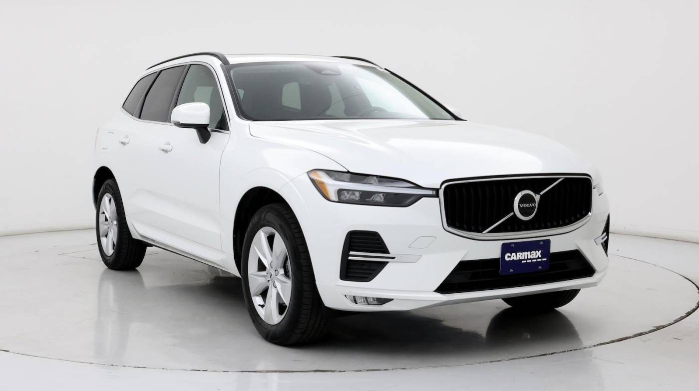 2022 Volvo XC60 Momentum — SUV — 56,994 mi — Wichita, KS