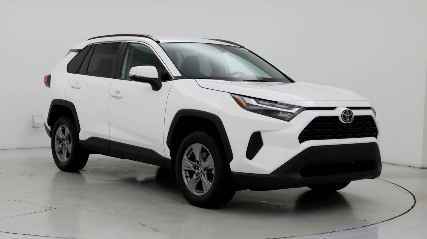 2022 Toyota RAV4 XLE — SUV — 20,069 mi — Wichita, KS