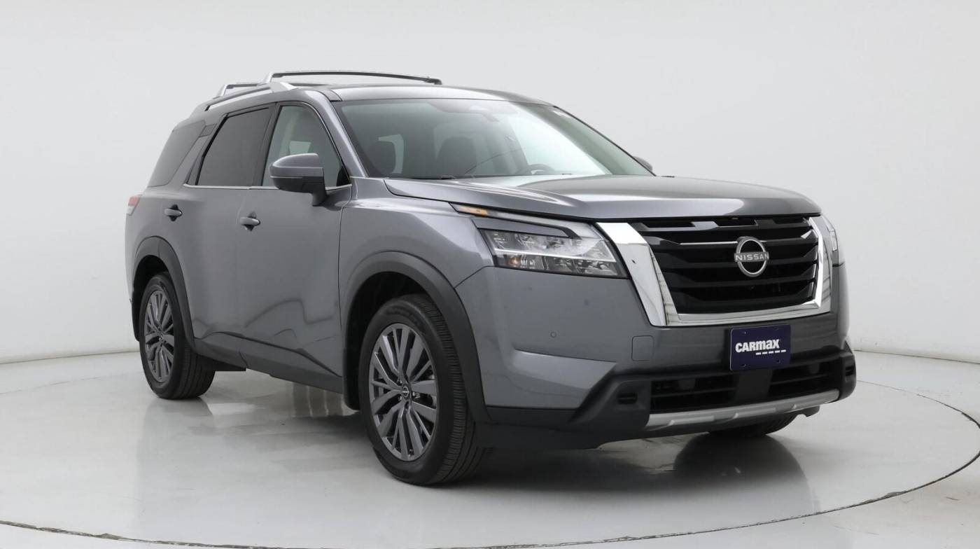 2023 Nissan Pathfinder SL — SUV — 11,519 mi — Wichita, KS