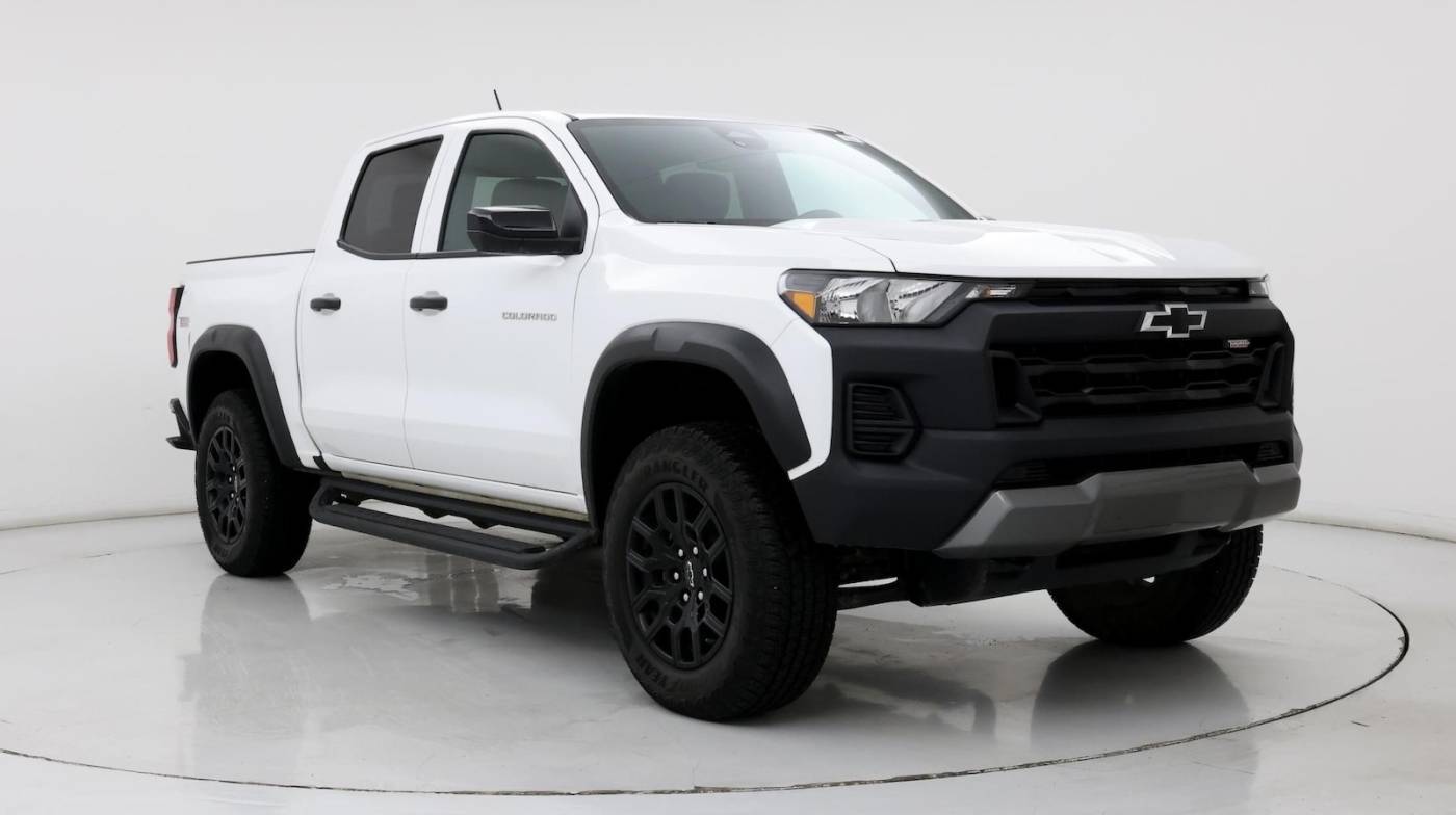 2024 Chevrolet Colorado Trail Boss — Pickup Truck — 2,942 mi — Wichita, KS