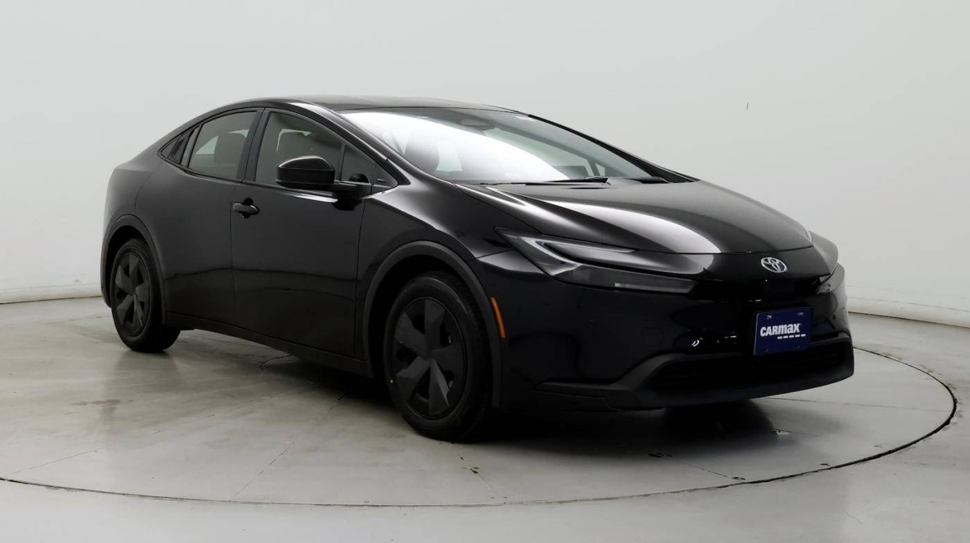 2024 Toyota Prius LE — Hatchback — 16,118 mi — Winston-Salem, NC
