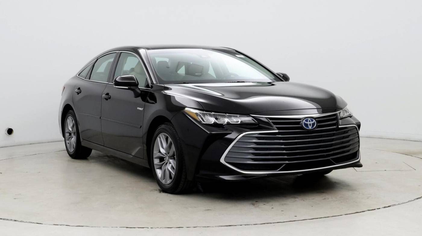 2019 Toyota Avalon Hybrid XLE — Sedan — 24,949 mi — Winston-Salem, NC