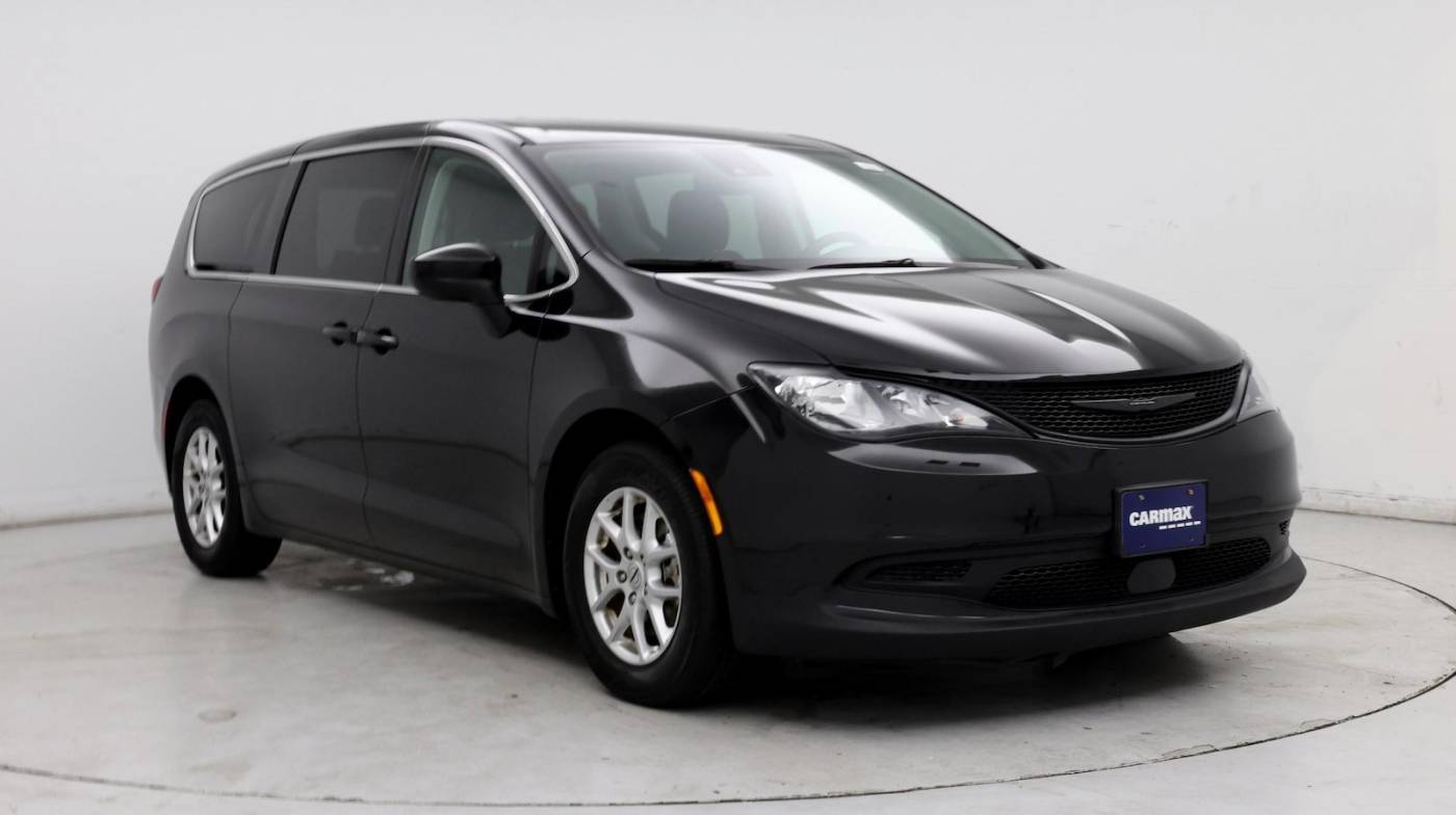 2023 Chrysler Voyager LX — Minivan — 30,468 mi — Winston-Salem, NC