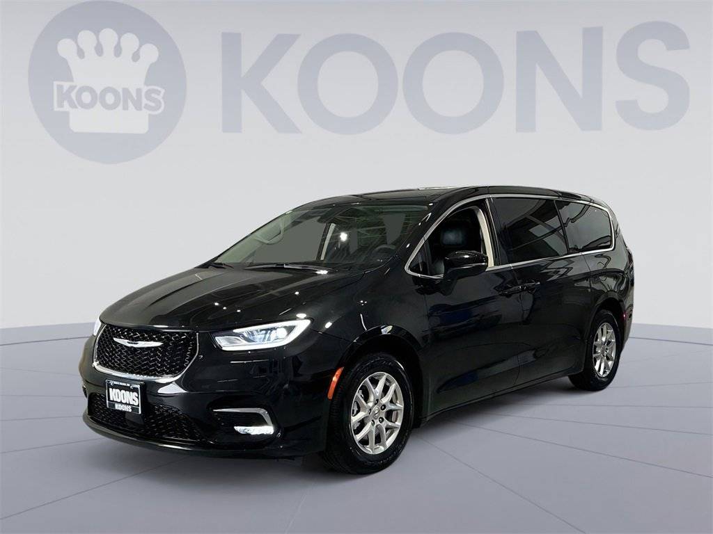 2023 Chrysler Pacifica Touring L — Minivan — 59,713 mi — White Marsh, MD