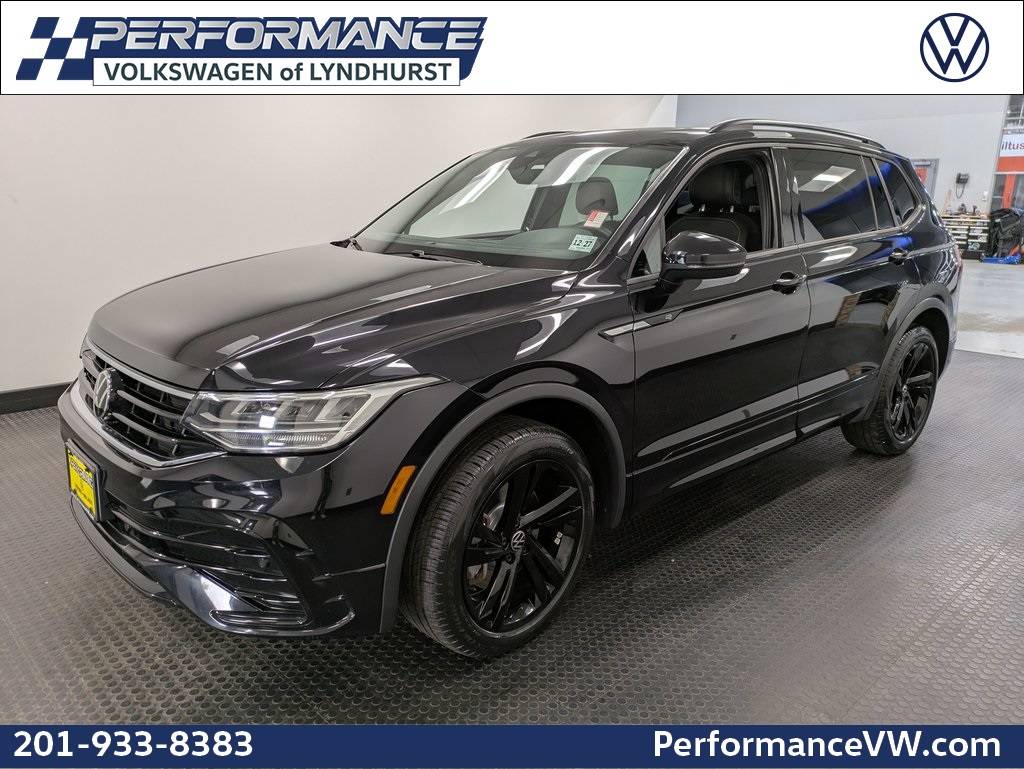 2023 Volkswagen Tiguan SE R-Line Black — SUV — 31,735 mi — Lyndhurst, NJ