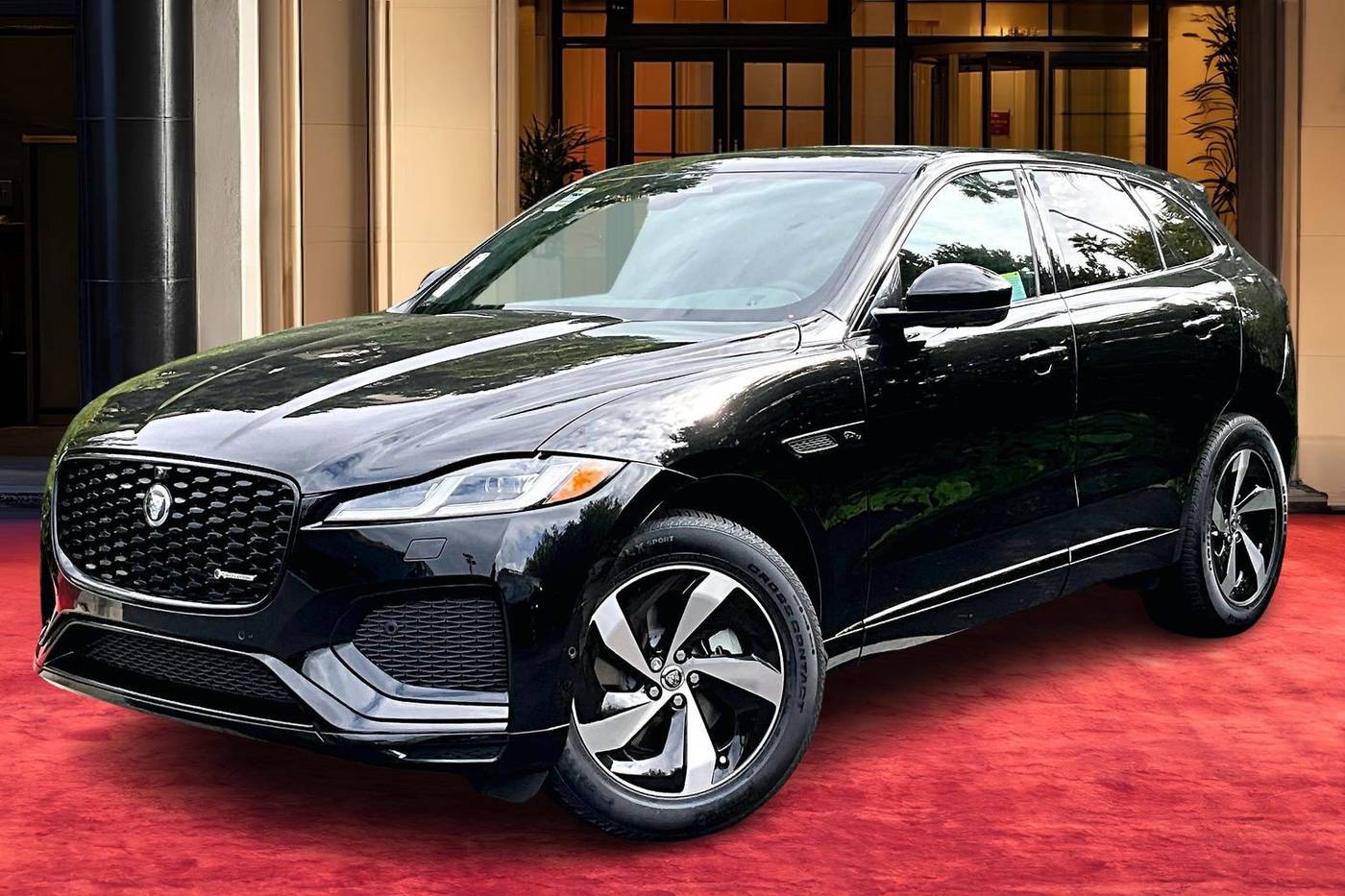 2025 Jaguar F-PACE P250 R-Dynamic S