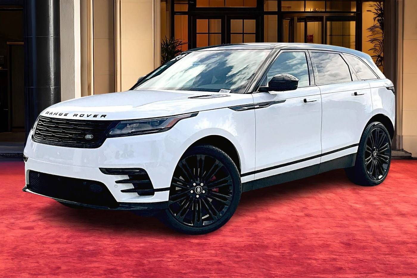 2025 Land Rover Range Rover Velar Dynamic SE — SUV — 14,258 mi — Newport Beach, CA