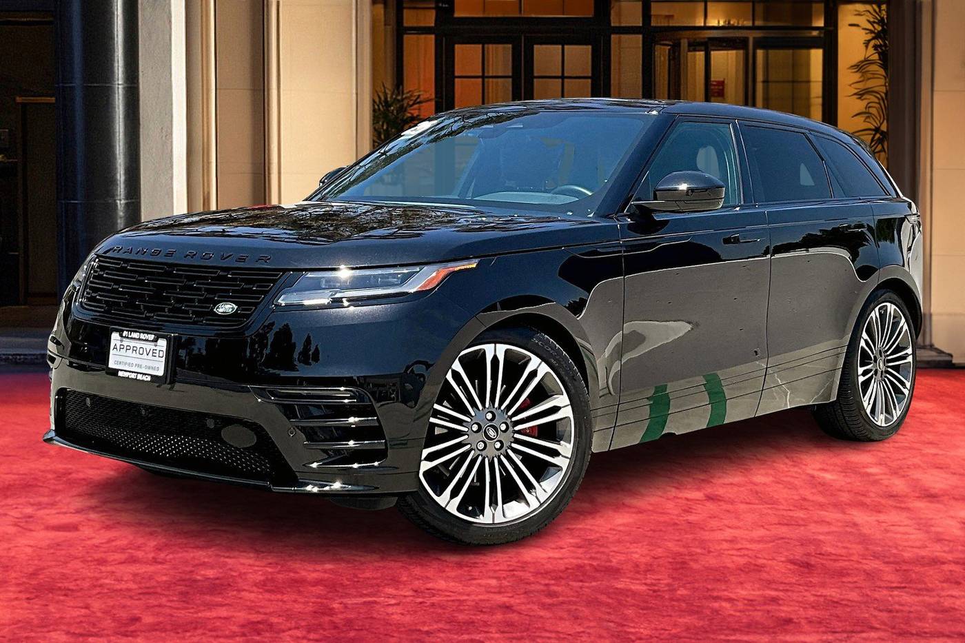 2025 Land Rover Range Rover Velar Dynamic SE — SUV — 4,304 mi — Newport Beach, CA