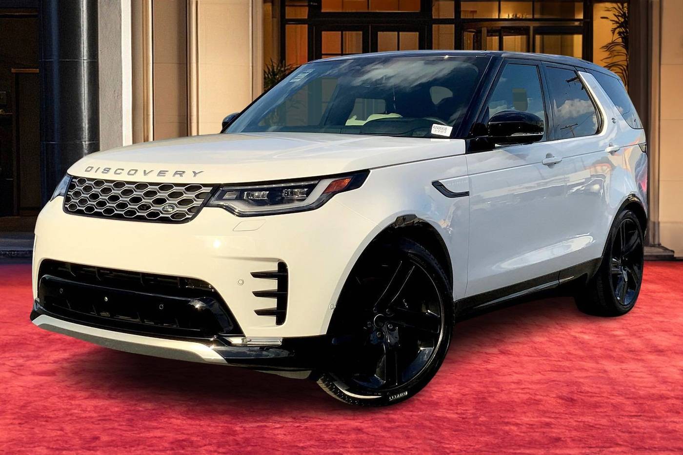 2024 Land Rover Discovery Metropolitan Edition — SUV — 7,729 mi — Pasadena, CA