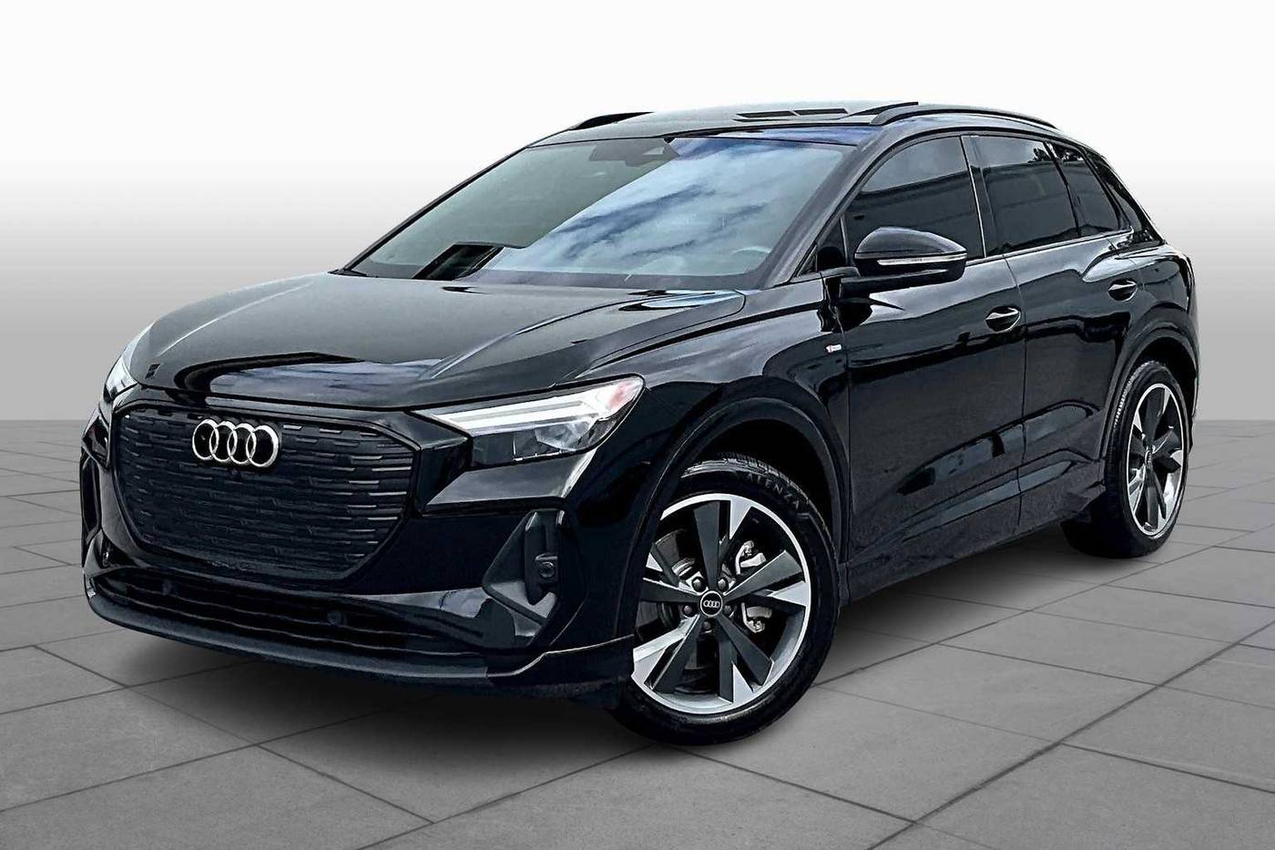 2025 Audi Q4 e-tron Premium — SUV — 8,524 mi — Atlanta, GA