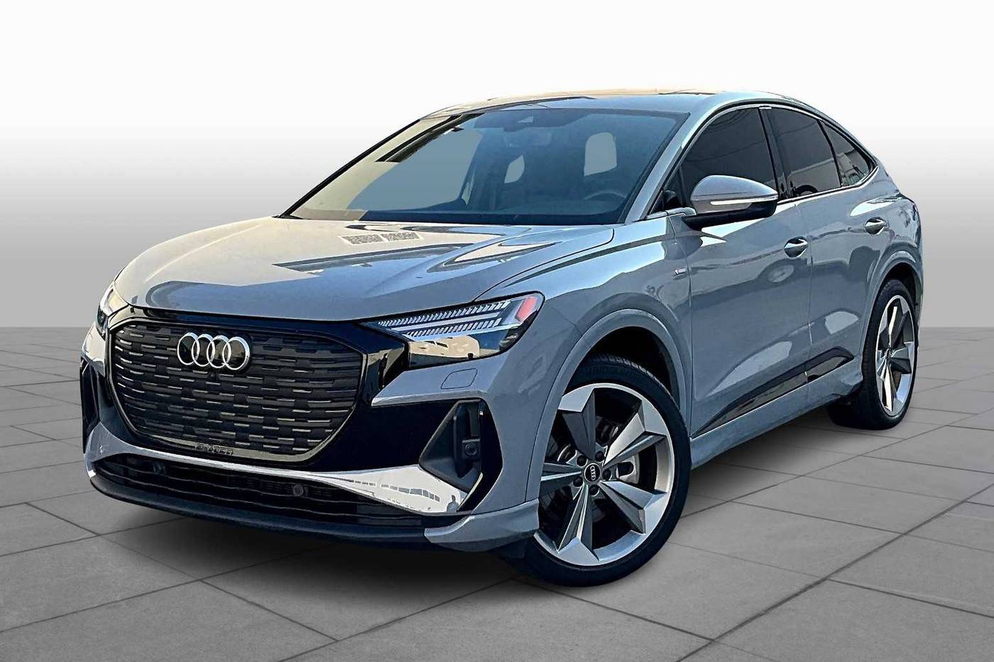 2025 Audi Q4 e-tron Prestige — SUV — 9,800 mi — Atlanta, GA