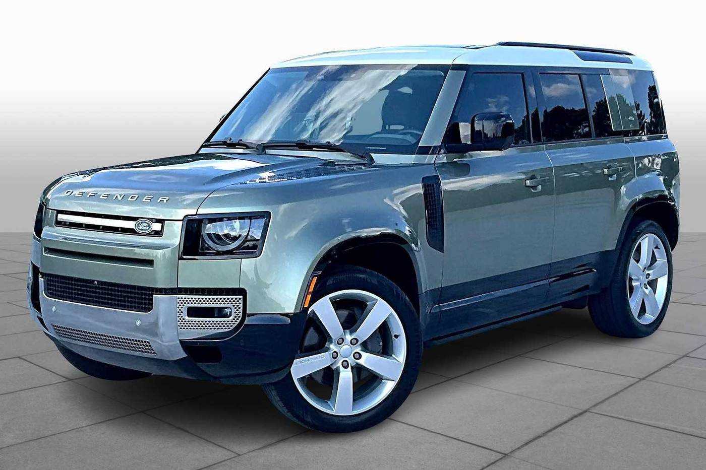 2023 Land Rover Defender SE — SUV — 49,029 mi — Atlanta, GA