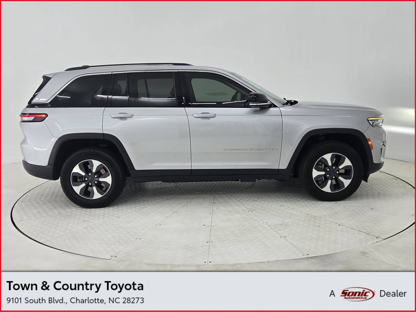 2023 Jeep Grand Cherokee 4xe — SUV — 40,950 mi — Charlotte, NC