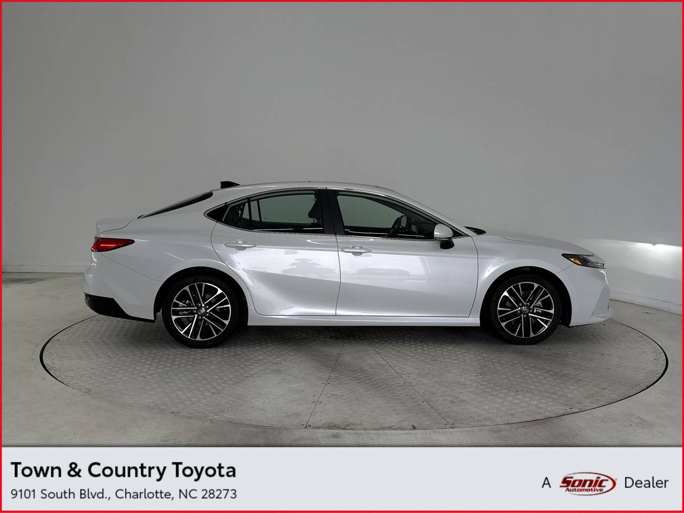 2025 Toyota Camry XLE — Sedan — 3,129 mi — Charlotte, NC