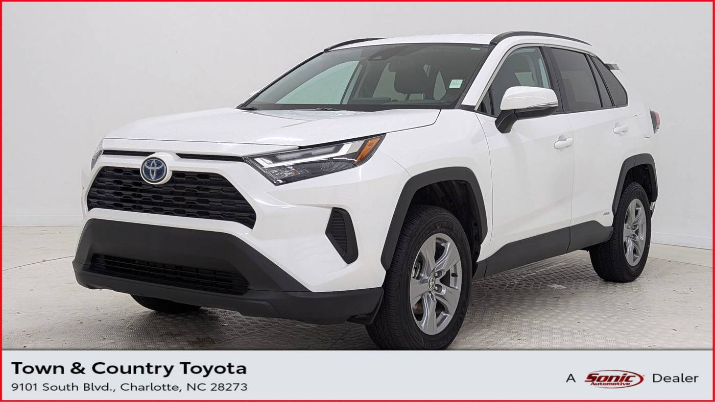 2024 Toyota RAV4 Hybrid XLE — SUV — 17,690 mi — Charlotte, NC