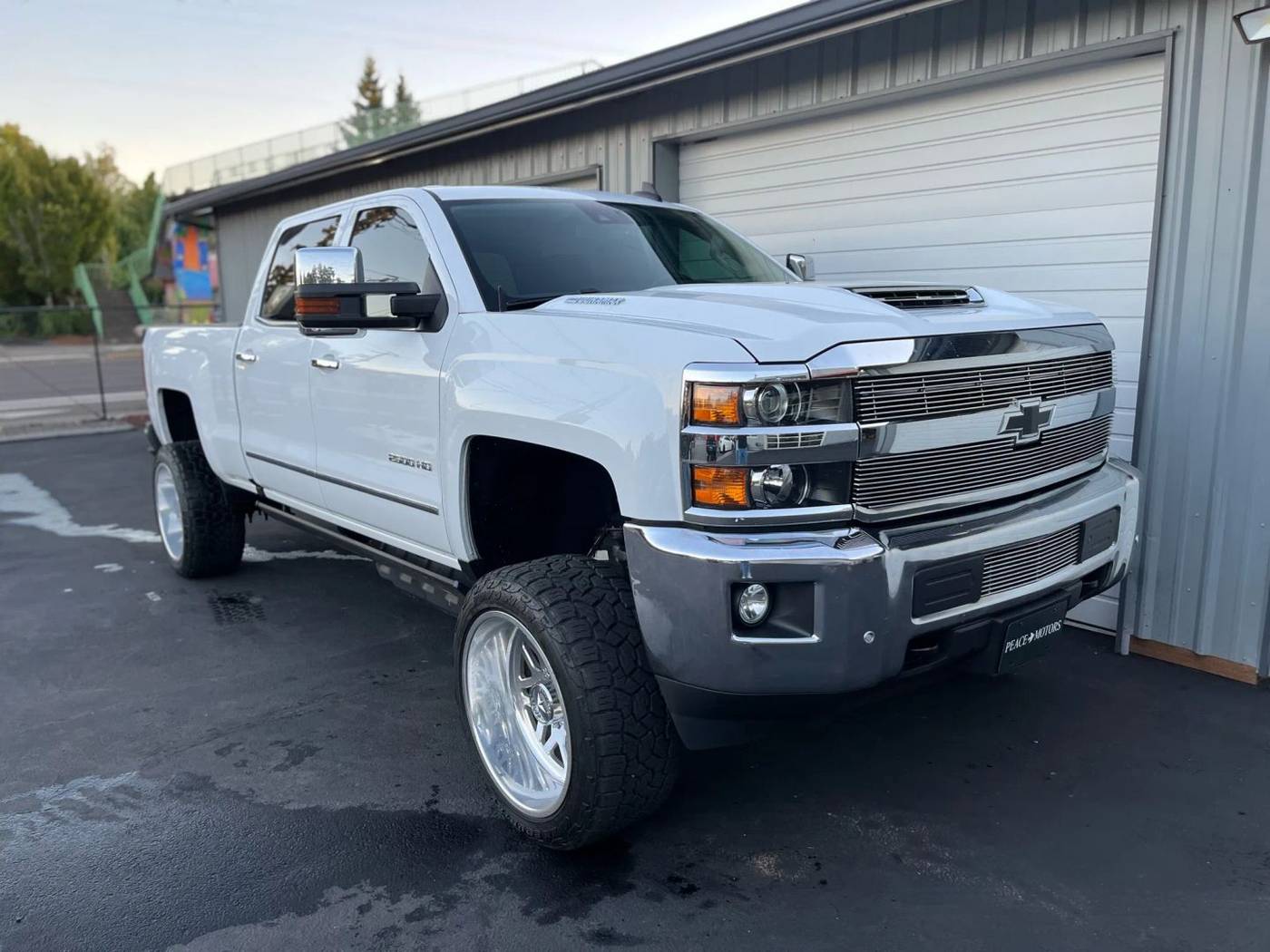 2019 Chevrolet Silverado 2500HD LTZ — Pickup Truck — 121,860 mi — Portland, OR