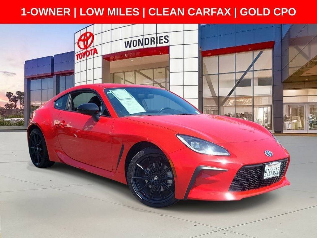 2025 Toyota GR86 Premium